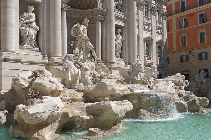 Trevi Fountain